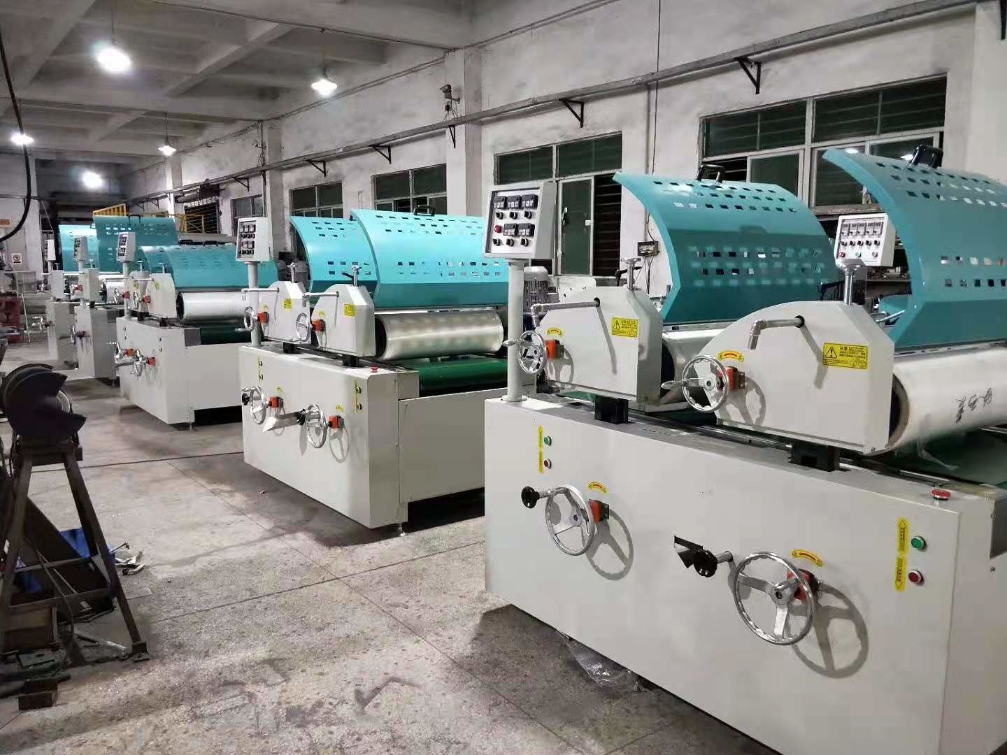 Dongguan Osmanuv Machinery Equipment Co., Ltd Fabrik Produktionslinie