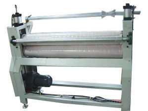 Platte aus Pappe oder Kunststoff oder Glas 360-410V/50HZ Spannungsfilmlaminierungsmaschine mit 6300*1550*1200mm Gesamtgröße