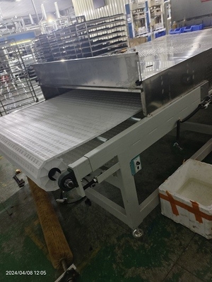 9-stufige Mikrowellen-Vakuumtrockner für die Industrieverpackung bei Umgebungstemperatur von 0°C bis 40°C