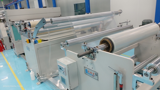 Hochautomatische UV-Beschichtungsmaschine für eine hoche Präzisionsbeschichtung