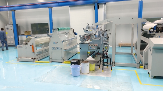 Hochautomatische UV-Beschichtungsmaschine für eine hoche Präzisionsbeschichtung