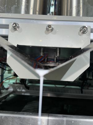 Wasserbasierte Barrierebeschichtung Produktionslinie Beschichtung Zellstoffform