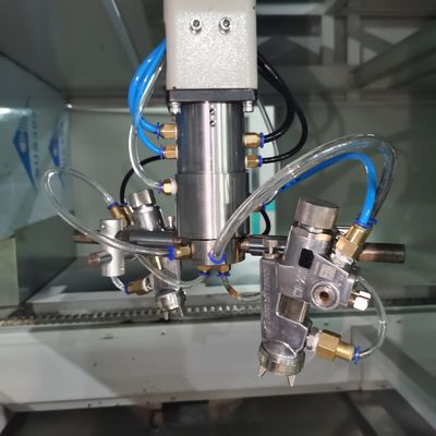 Präzisions-Ultraschall-Spray-Beschichtungslinie mit Mehrstationsspray und Temperatur- und Luftfeuchtigkeitskontrolle