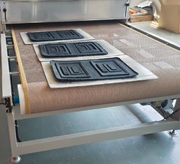 Nachhaltige Fertigung Umweltbewusstes Design 14-stufige Mikrowellen-Trocknungsmaschine für Zellstoff-Meeresfrüchte