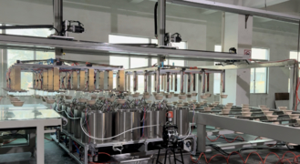 Heißwasser Öl Hochtemperaturfeste Lebensmittelsichere Geschirr Tablett Schüssel Innenbeschichtungs Produktionslinie für Zellstoffformung
