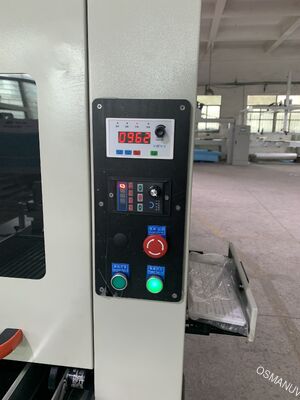 Automatisierter Einwegdrucker für die Zellstoffformung - integrierte Lade- und Drucklösung