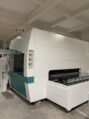 Präzisionsmaschine für 360°-interne Sprühbeschichtung für die Zellstoffformung von Industriebehältern und Möbelkomponenten - anpassbare Beschichtungsdicke von 5 bis 50 Mikrometer