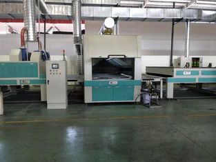 Spray-Beschichtungs-Maschine mit Förderer-System-technischer Beleuchtung 380V 28kw