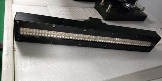 100 Watt Luftkühlmaschine mit UV-LED-Aufhärtung für eine Hochleistungs-Aufhärtsgeschwindigkeit von 1-10 m/min
