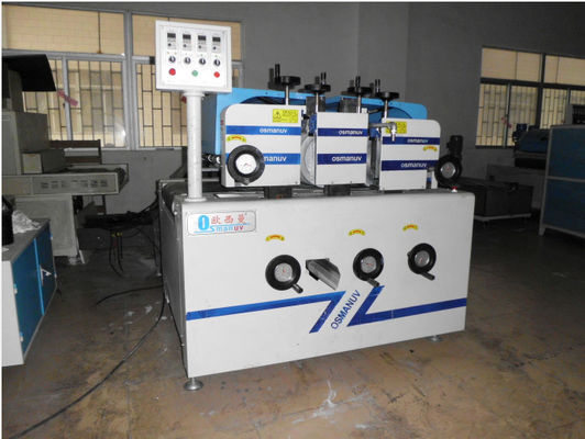 Höhen-Holz-UVrollen-Beschichtungs-Maschine 9KW 850mm mit Siemens-Motor