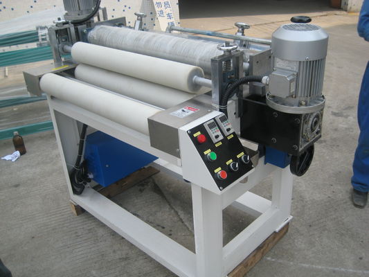 UVrollen-Spray-Beschichtungs-Maschine für Lager des PVC-Platten-flaches Holz-620Mm KHV