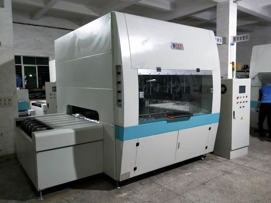 Automatisches Sprühsystem für Beschichtung | Gleichmäßige Farbauftragslösung für Zellstoffformteile & Bauplatten