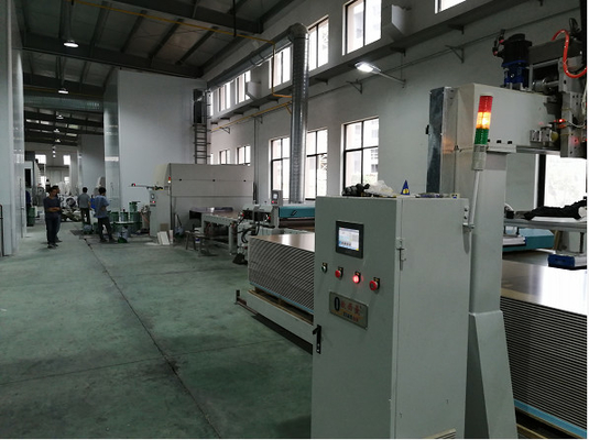 UVbeschichtungs-Maschine Mitsubishi PLC-Steuer4.5kw für Kalziumkieselsäureverbindungs-Brett