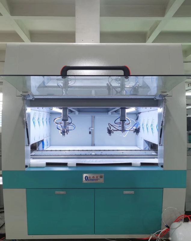 1100mm * 410mm * 1100mm Automatische Sprühbeschichtung Maschine mit 1,0-1,5mm Sprühpistolen Durchmesser