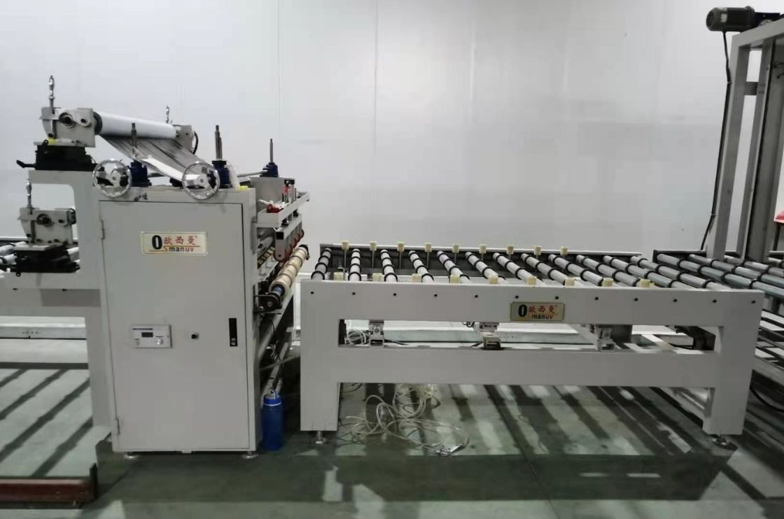 UVdrucklack-Beschichtungs-Maschine PVC-Förderer-Stellen-UVmaschinen-Offlinebeschichtende Maschinen-UVfabrik