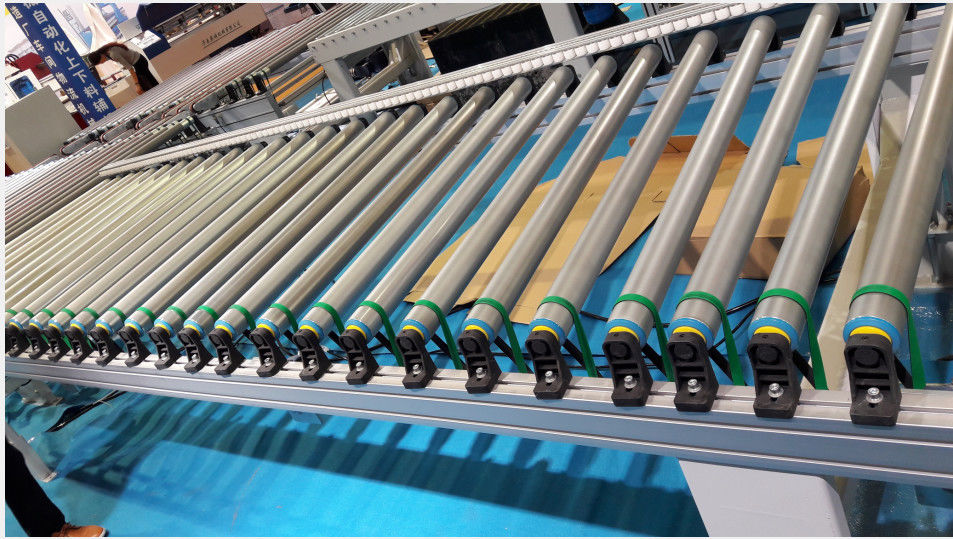 Maschine mit Förderband mit hoher Kapazität 2m*0,6m*1,5m mit Servomotor für 50kg/h