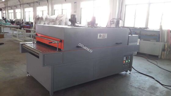 Labor-Skala Infrarottrockenschrank mit programmierbaren Profilen, Temperaturbereich von 30-200°C und anpassbarer Bandgeschwindigkeit für Forschung und Entwicklung von Formmasse