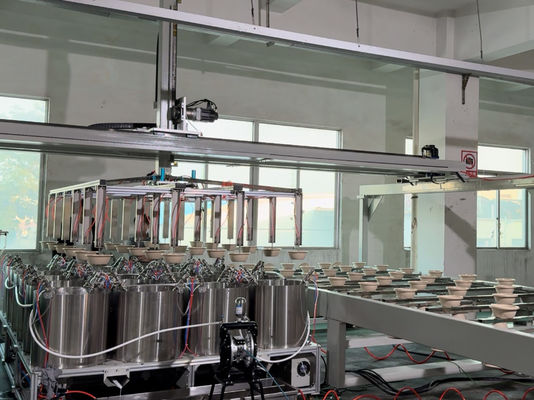 Langlebigkeit Hochgeschwindigkeitsrobotermontage Zellstoffformmaschine 24 Stationen für Zellstoffgeformtes Produkt